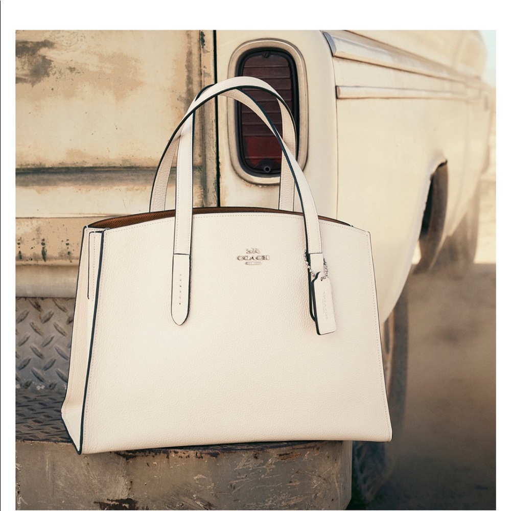 Charlie Medium Carryall In Pebble Leather